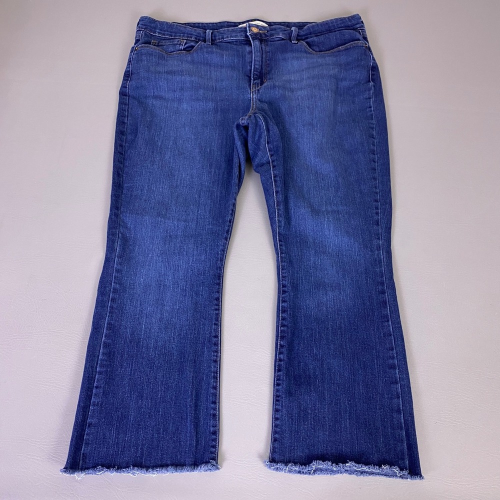 Levi Strauss Signature Mid-Rise Bootcut Jeans Women's 18W Blue Dark Wash Raw Hem